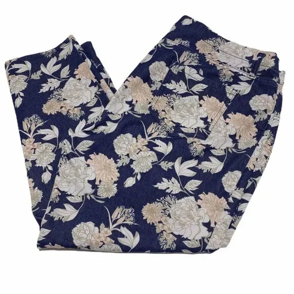 FADED Glory Floral Cropped Trousers 16-18 - Picture 10 of 11